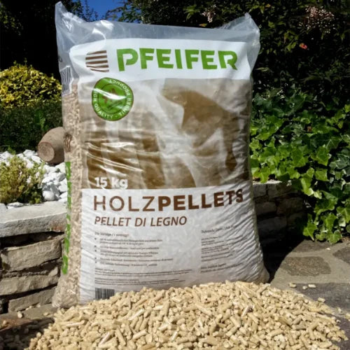 Drevené pelety PFEIFER A1 6 mm – 15 kg / paleta 1 050 kg (70 ks × 15 kg)